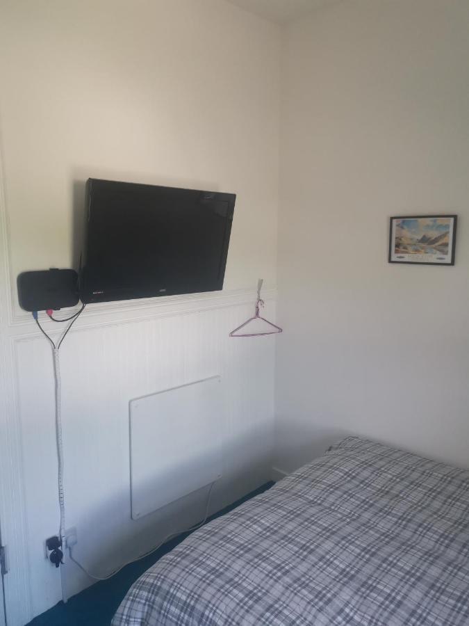 Dalwhinnie Old School Hostel Dış mekan fotoğraf